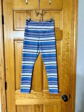 ZYIA Active Striped Light Blue Gray White High Waisted Crop Leggings